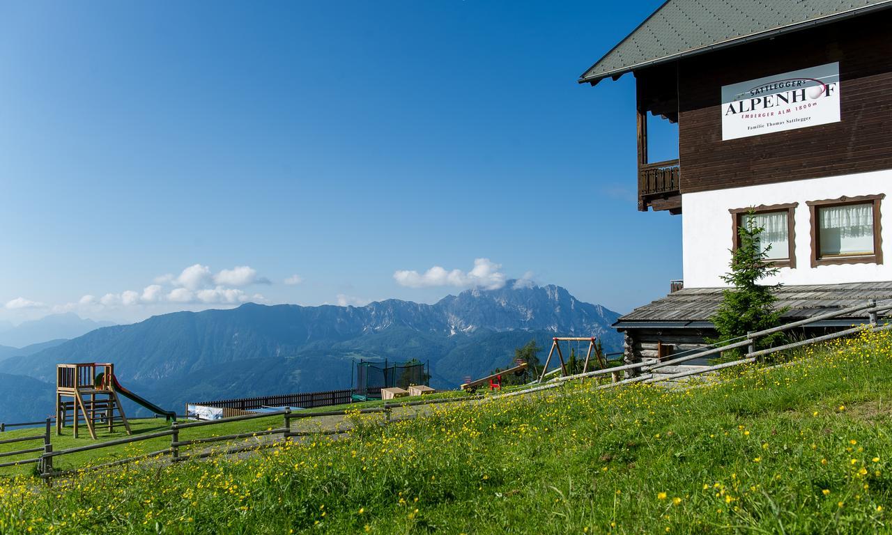Sattleggers Alpenhof & Feriensternwarte Ξενοδοχείο Greifenburg Εξωτερικό φωτογραφία